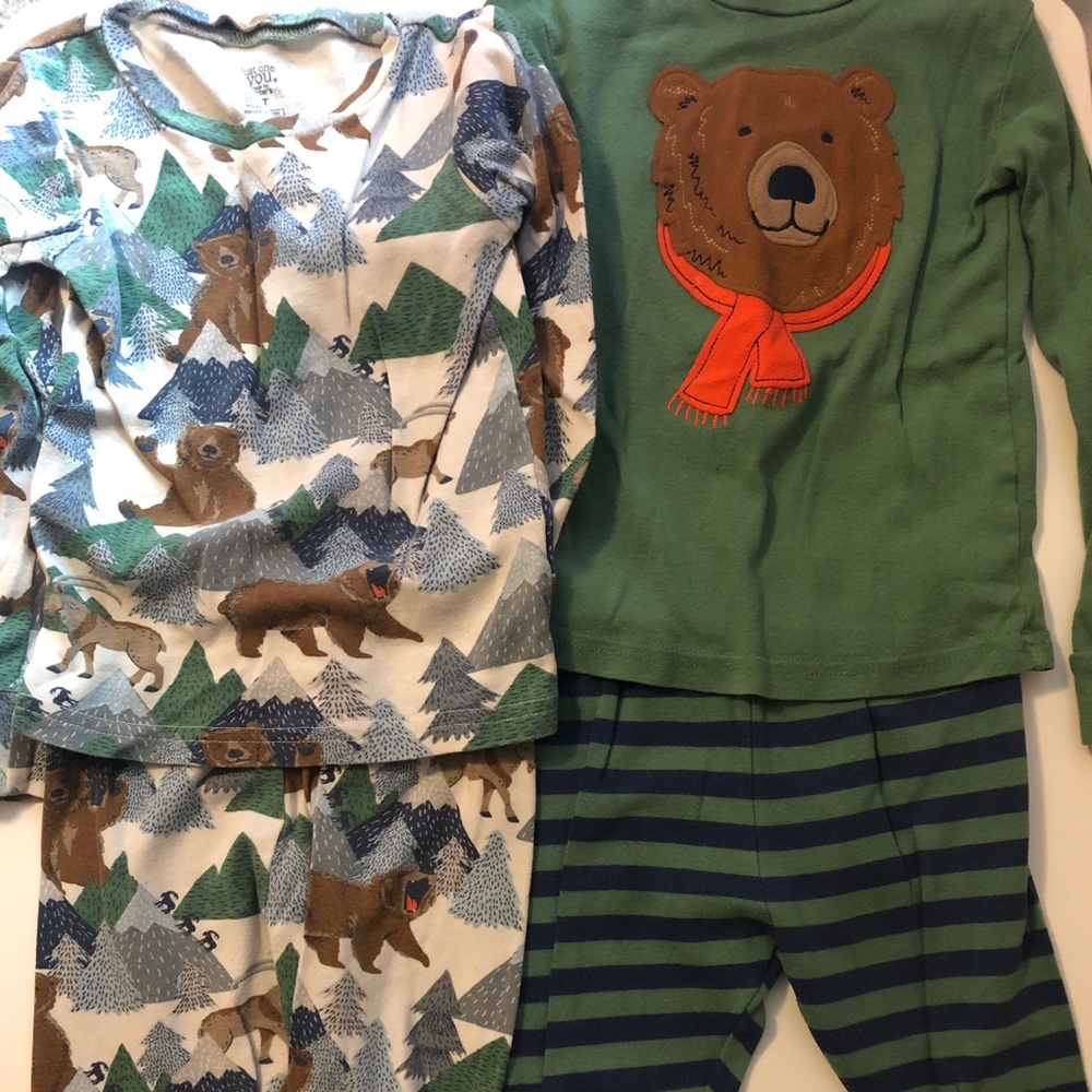 Carter’s 4t(3t)  boys pjs